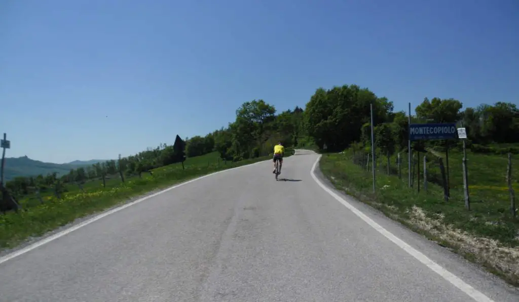 Cycling tour in Italy: Montecopiolo