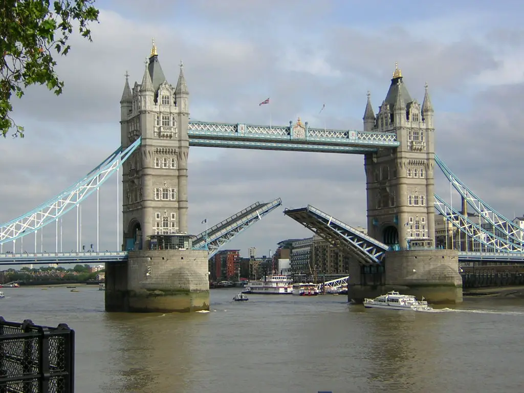 London Bridge