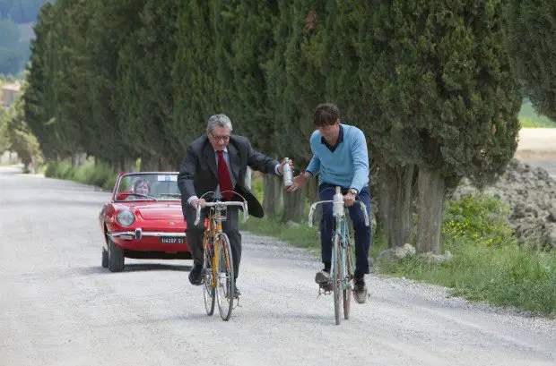 Reproduction of the famous bottle photo of Coppi and Bartali: Faustino Coppi and Andrea Bartali reproducing the bottle photo - 2