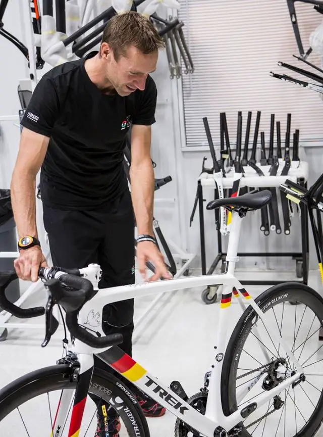 Jens Voigt with his new Trek Madone 7 2014