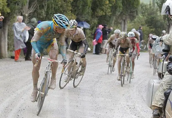 The greatest show on earth: Giro d'Italia 2010 stage 7, Strade Bianche