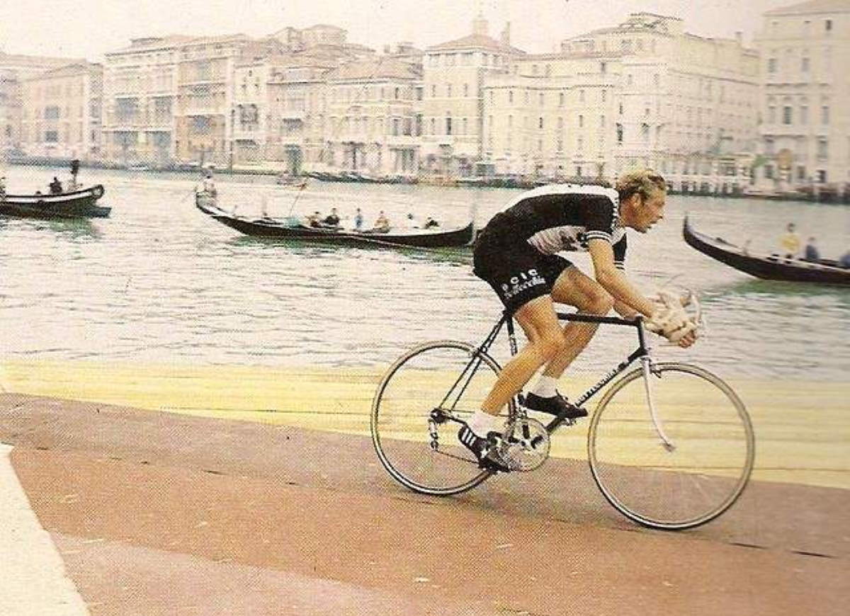 Roy Schuiten time trialing in Venice