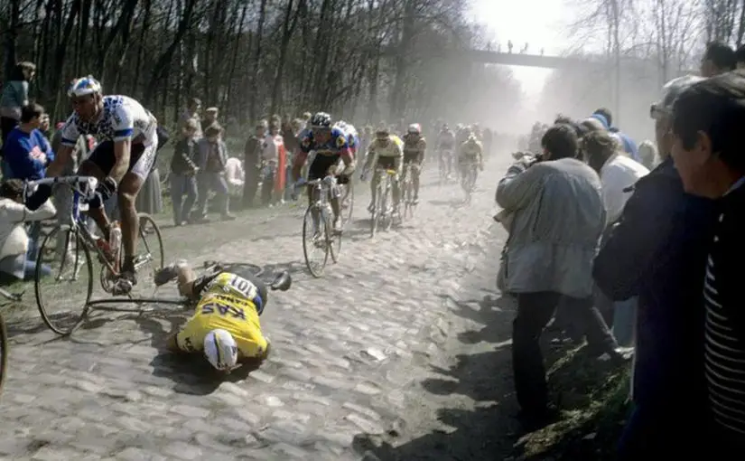 Alfred Achermann crashes at Paris-Roubaix 1988