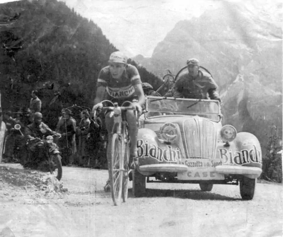 Fausto Coppi climbing Passo Pordoi at the 1949 Giro