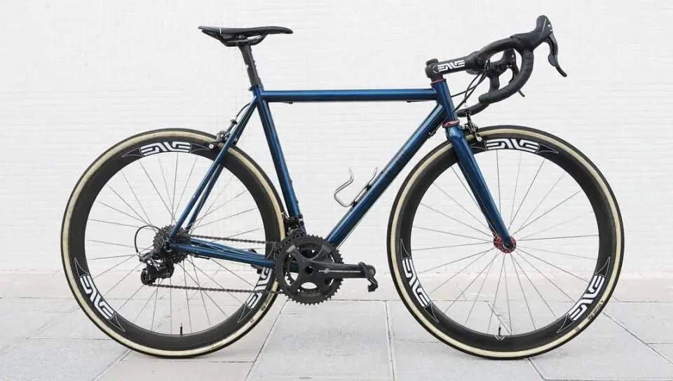 Boutique bicycle manufacturers: Legor Cicli Road Bike