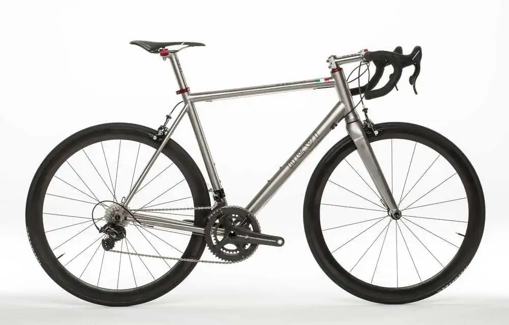 Boutique bicycle manufacturers: Nevi Titanio Stelvio