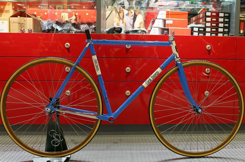 Boutique bicycle manufacturers: A Cicli Barco lugged steel frame