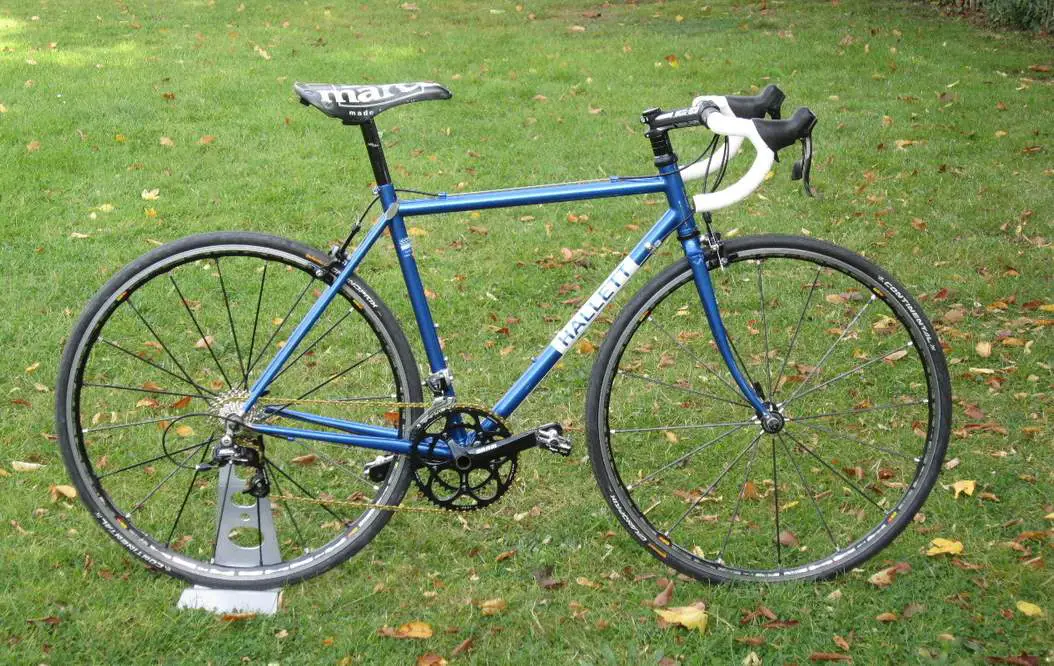 Boutique Bicycle Manufacturers (G-H) - A Hallett road bike