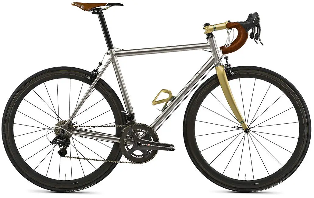 Boutique bicycle manufacturers: Passoni Top Evolution road bike