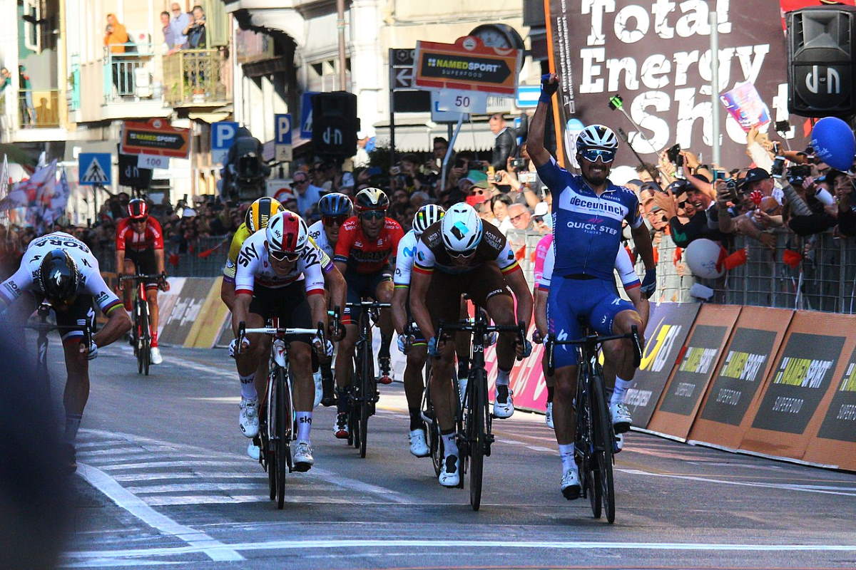 Julian Alaphilippe wins 2019 Milan-San Remo