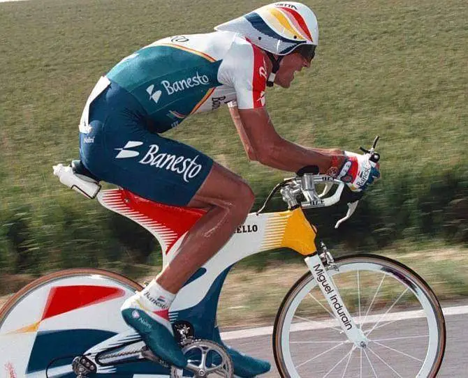 Miguel Indurain riding his Pinarello Espada