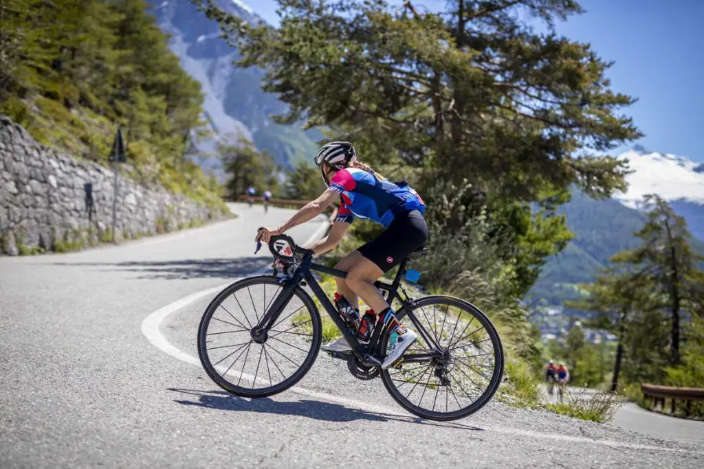 A female cyclist during the Granfondo Stelvio Santini 2019.