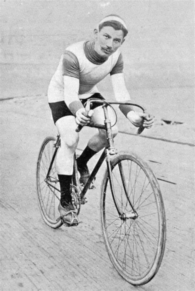 Maurice Brocco, the first domestique cyclist