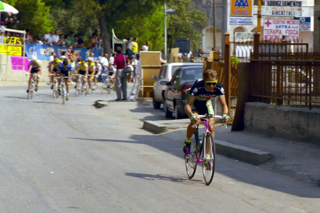September 6, 1991 - Showing Mauro Santaromita riding for Gatorade-Chateau d'Ax