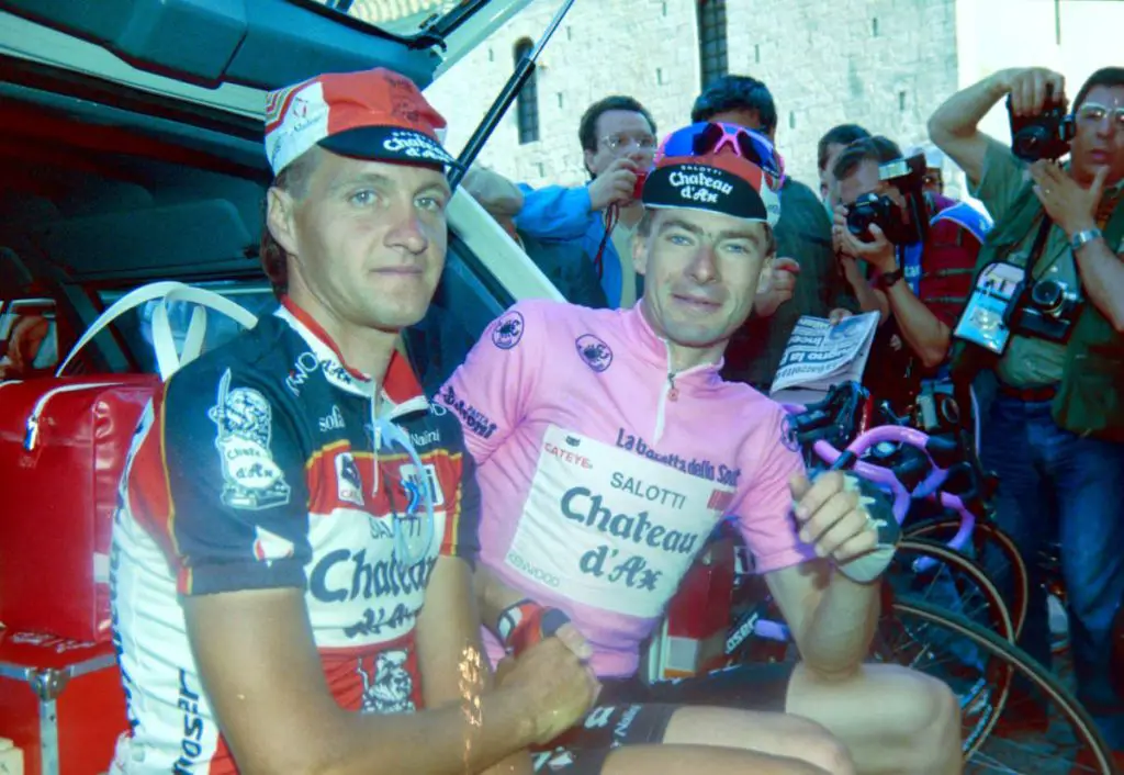 Mauro Santaromita with Gianni Bugno suring the 1990 Giro d'Italia