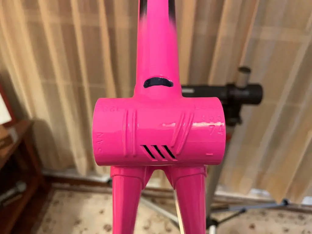 Restoration of Santaromita's 1990 Chateau d'Ax-Salotti Race Bike - bottom bracket